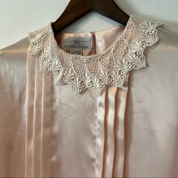 Vintage Blush Pink Lace Collar Keyhole Back Long Sleeve Blouse Coquette Feminine - Picture 2 of 8
